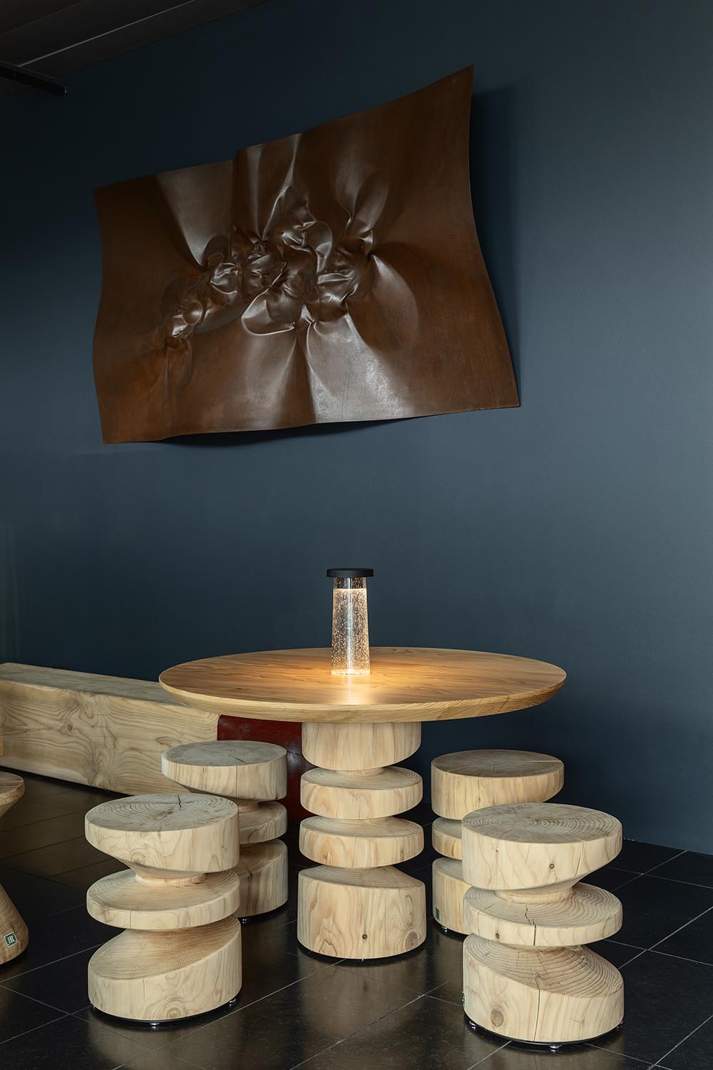 TORNADO STOOL Gallery 6